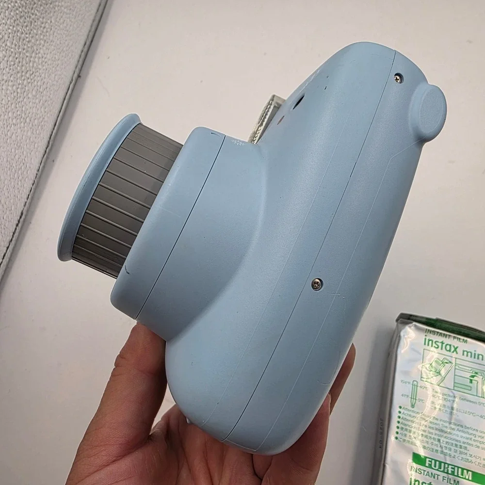 Fujifilm Instax Mini 7+ Instant Film Camera Light Blue with 20 Exposures Film A1